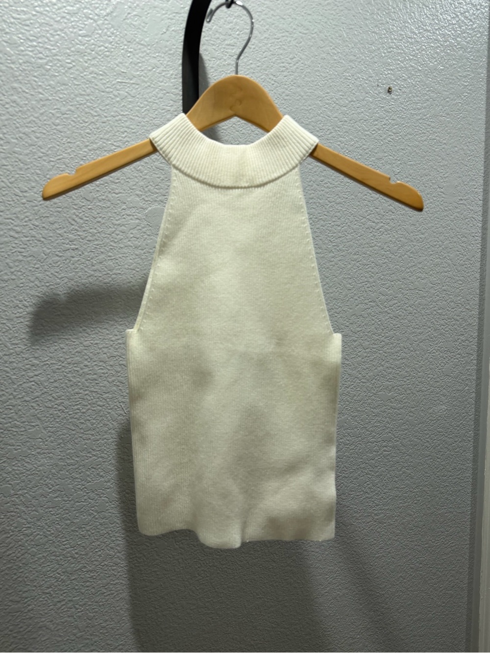 Sleeveless Mock Neck Tank Top in Cream